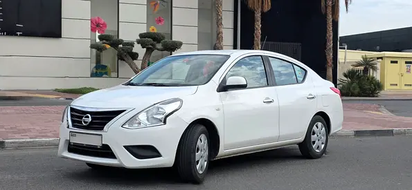 2022 Nissan Sunny Base