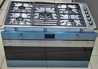 Stock Piece Smeg Built-in Top Oven Gas Cooker Range Size 90cm