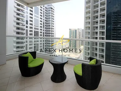 Huge Layout | High ceilings| Great Price