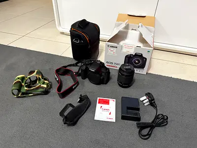 Canon EOS750D