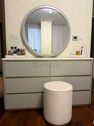 Elegant off White Vanity / Dresser with Mirror + Stool for Sale
