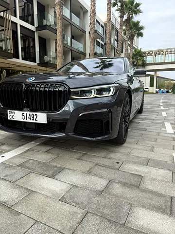 BMW 750Li xDrive 2016 - Korean Specs - Excellent Condition