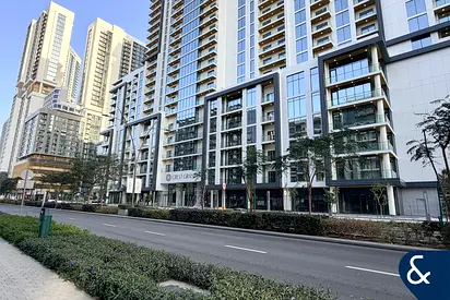 Premium Location | Lagoon View | High Floor