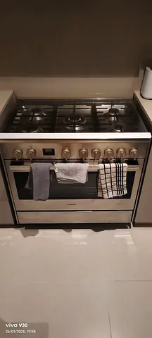 Free delivery Bosch Stainless Steel Gas Stove 90x60 cm