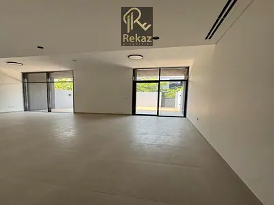 Fully gated community - Smart home - Ready to move in