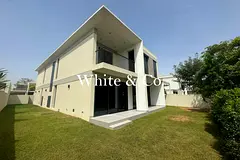 Landscaped | Vacant Now | Single Row