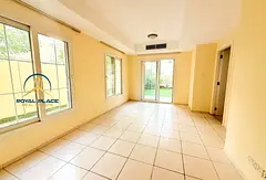 VACANT SOON I WAHSROOM AND KITCHEN AREA UPGARDED I HUGE PLOT I NEGOTIABLE