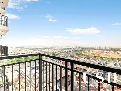 Modern 1 BR | Fully Fitted Kitchen | Dessert Views