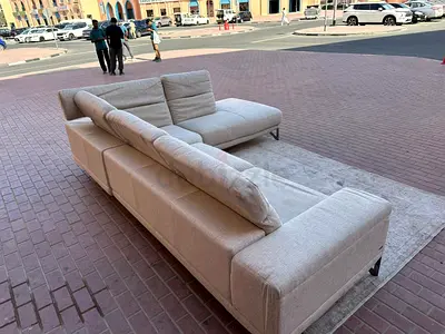Brand new Natuzzai Edition Lshape sofa beige