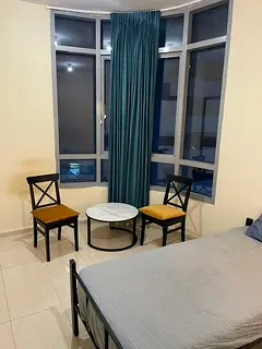 Furnished master bedroom with a private bathroom in Almamoura,for a lady غرفة رئيسية مفروشة لسيدة