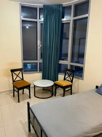 Furnished master bedroom in Almamoura, Al Nahayan for a lady غرفة رئيسية مفروشة لسيدة في المعمورة