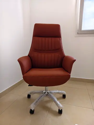 Comfortable Executive Office Chair