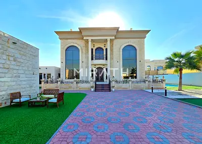 Beautiful family villa with pool and elevator