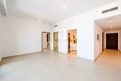 Prime Location | Modern Layout | Community View