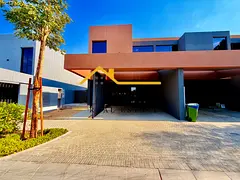 Corner 3BR Villa with Maid Room in Masaar Kaya – Luxury Living 🌿🏡