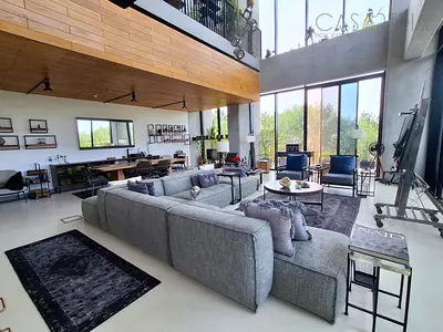 Bright | Corner Unit | 2Bedroom + Adjacent Studio