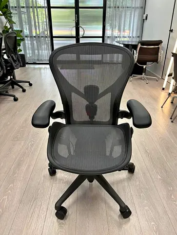 New Remastered V2 Version Herman Miller Aeron Chair Fully Adjustable Size B