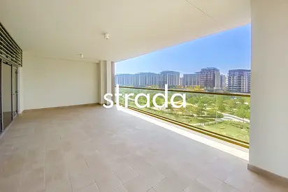 Huge Terrace | Large Corner Layout | Park View