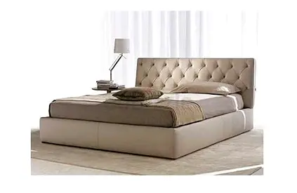 Elegant Modern Bed with Stylish Headboard