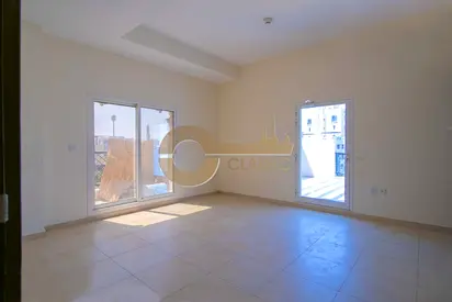 SPACIOUS LAYOUT I FAMILY COMMUNITY I TERRACE UNIT