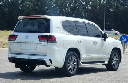 2016 Toyota LAND CRUISER — фото 8