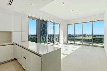 270 Degrees Corner Unit with Panoramic Views