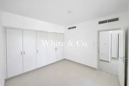 Type 1 | Close to Park | Vacant May