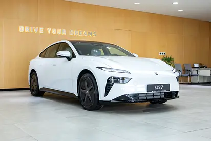 LOW MILEAGE 2026 |PRE OWNED DONGFENG 007 REEV | 1200 KM RANGE | EMI: 1365 | WARRANTYSERVICE  | GCC