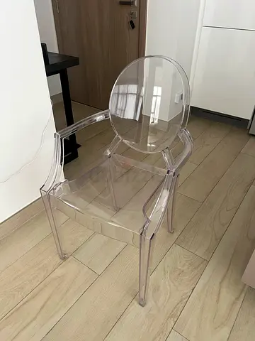 Transparent Acrylic Chair