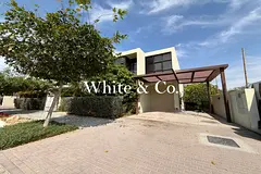 UPGRADED | SINGLE ROW | PRIVATE SWIMMING POOL
