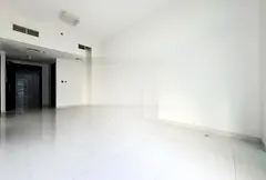 Spacious 2BR | Prime Location in DSO | Balcony