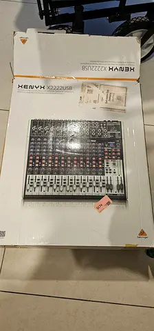 Behringer 16 channels Mixer XENYX X2222USB