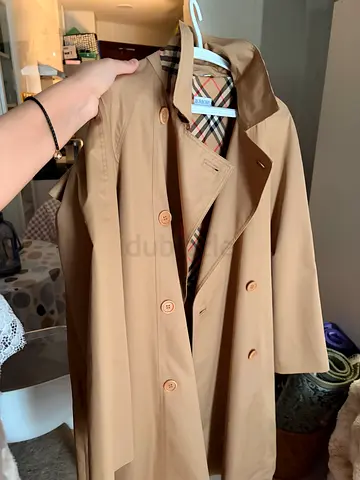 Burberry Heritage Trench Coat- Not used