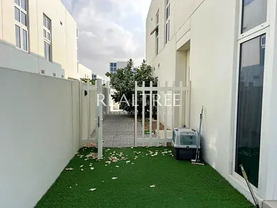 Fully Furnished 3BR | Elegant Living | Vacant Corner Unit