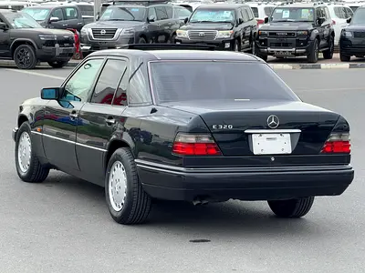 1995 Mercedes-BENZ E-CLASS 照片 5