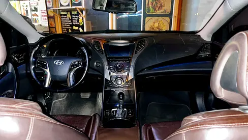 2014 Hyundai Azera GCC Specs in excellent condition