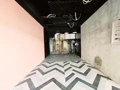 Shop before kitchen fully renovated best opportunity for restaurant also