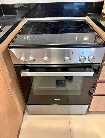 Siemens Gas Cooker with Oven