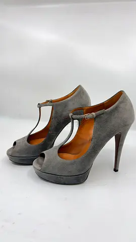 Gucci Grey Suede Platform Peep Toe Ankle Strap Sandals – Size 37
