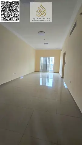 غرفتين وصالة أول ساكن للإيجار في الجرف 3 | 2 حمام | بلكونة | خزائن بالحائط | قريب من السوق الصيني | 43,000 درهم