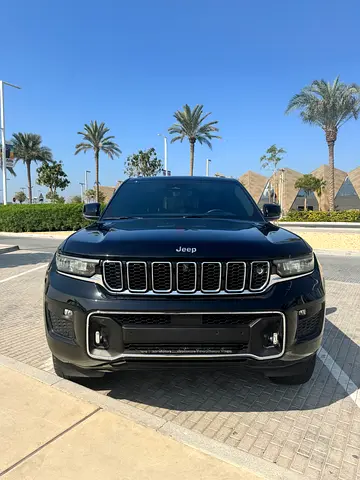 Jeep Grand Cherokee Overland GCC Warranty and Service Package -massively discounted price to sell