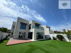 Massive 4-BHK villa || HUGE GARDEN || Ready to move ||