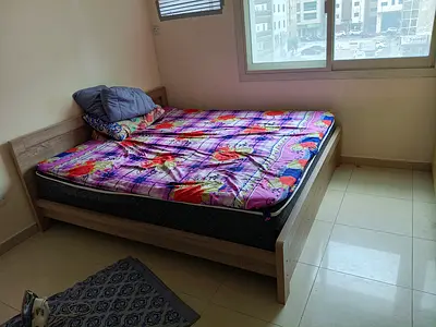 Kings size Comfortable Bed with Mattress