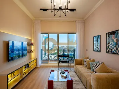 VACANT | FULLY RENOVATED | CANAL AND STADIUM VIEW