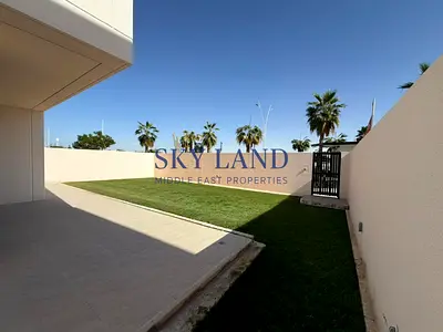 Single Row | Landscaped Garden | Spacious & Modern Layout