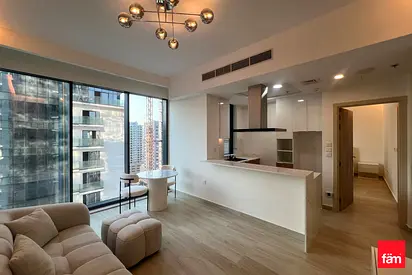 4th ROI | Brand New | Vacant | Middle Floor