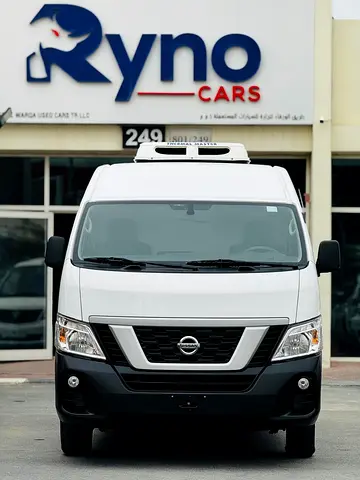 Nissan Urvan 2022 MT Chiller Panel Long Van | PM 1050 Aed