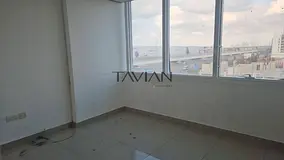 Spacious Office, Vacant, On SZR, 2 Parking Space