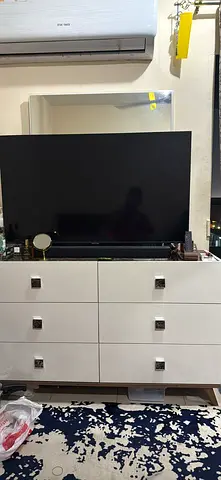 Dressing table