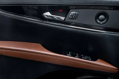 2023 Lincoln NAUTILUS 照片 13